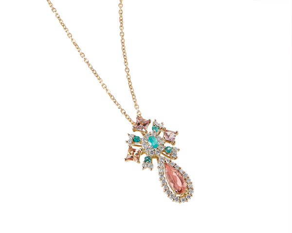 ダイヤモンドピアス